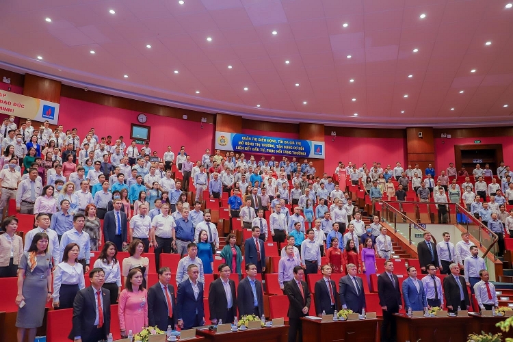 Vietsovpetro đạt thành tích đặc biệt ấn tượng - góp phần lớn vào thành công chung của Petrovietnam Vietsovpetro đạt thành tích đặc biệt ấn tượng, góp phần quan trọng vào thành công chung của Petrovietnam