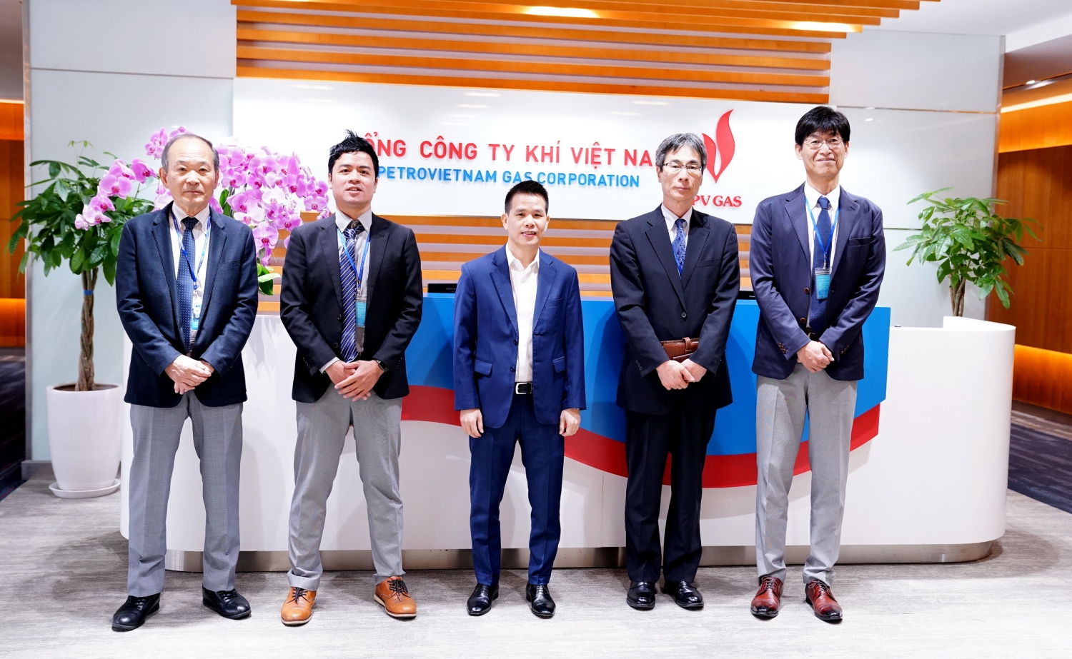 Phó Tổng Giám đốc PV GAS Phạm Văn Phong đón tiếp Đoàn công tác JCCP và Công ty Hagio Nhật Bản tại trụ sở PV GAS Phó Tổng Giám đốc PV GAS Phạm Văn Phong đón tiếp Đoàn công tác JCCP và Công ty Hagio Nhật Bản tại trụ sở PV GAS