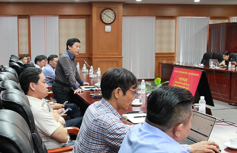 Hội nghị lần thứ XIII BCH Đảng bộ Vietsovpetro bầu bổ sung chức danh Bí thư Đảng ủy nhiệm kỳ 2020-2025 Hội nghị lần thứ 13 BCH Đảng bộ Vietsovpetro bầu bổ sung chức danh Bí thư Đảng ủy nhiệm kỳ 2020-2025