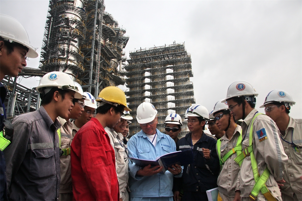 Công tác chuẩn bị nguồn nhân lực cho vận hành NMLD Dung Quất Công tác chuẩn bị nguồn nhân lực cho vận hành NMLD Dung Quất