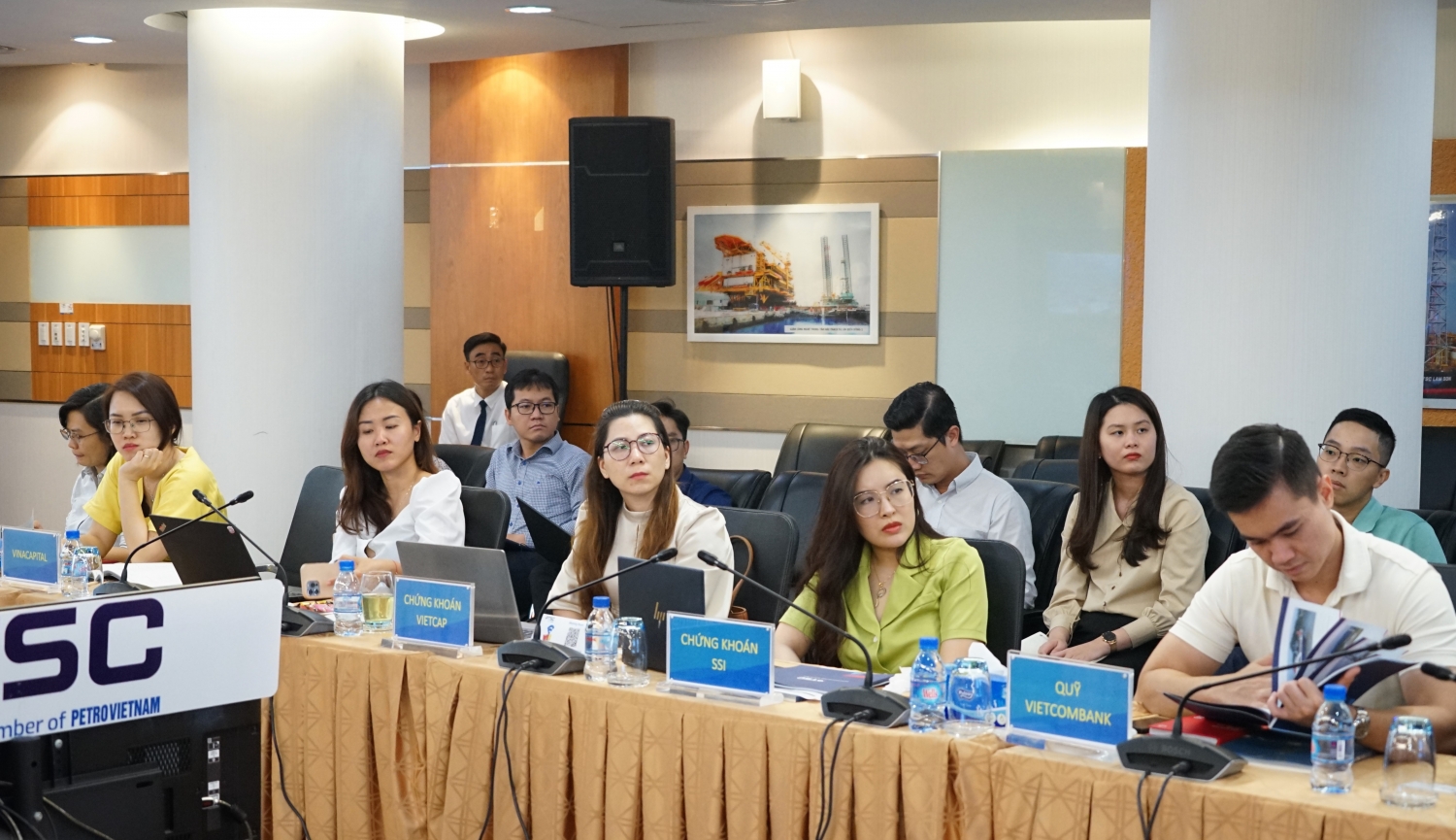 PTSC gặp mặt nhà đầu tư trước Đại hội cổ đông 2023 PTSC gặp mặt nhà đầu tư trước Đại hội đồng cổ đông thường niên 2023