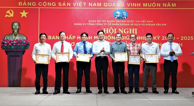 Đảng ủy PV Drilling tổ chức Hội nghị BCH mở rộng giữa nhiệm kỳ 2020-2025 và sơ kết 6 tháng đầu năm 2023 Đảng ủy PV Drilling tổ chức Hội nghị BCH mở rộng giữa nhiệm kỳ 2020-2025 và sơ kết 6 tháng đầu năm 2023