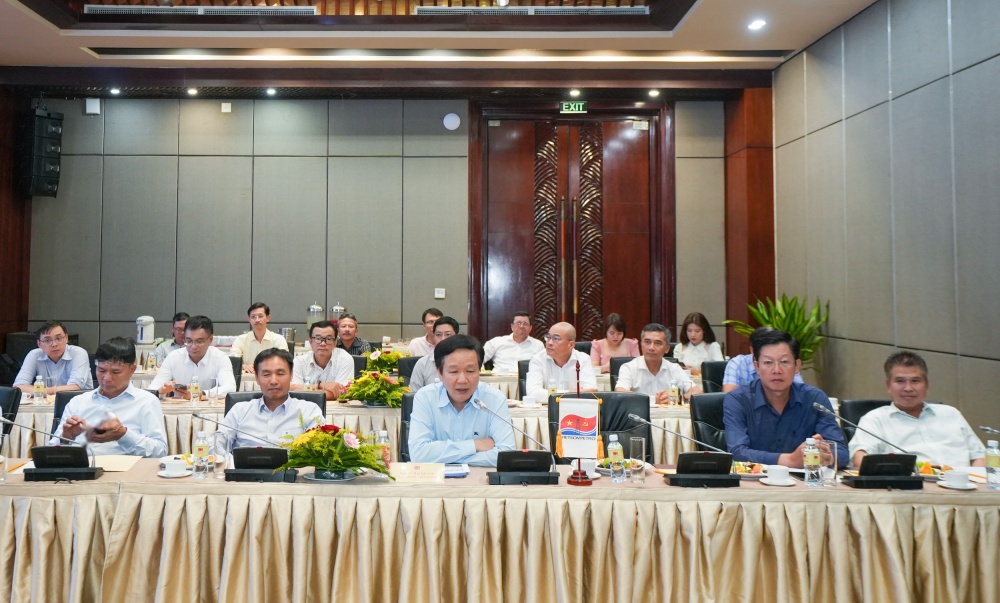 Ông Vũ Mai Khanh, Tổng Giám đốc Vietsovpetro nhấn mạnh tầm quan trọng của việc hợp tác giữa Vietsovpetro và PV GAS Ông Vũ Mai Khanh, Tổng Giám đốc Vietsovpetro nhấn mạnh tầm quan trọng của việc hợp tác giữa Vietsovpetro và PV GAS
