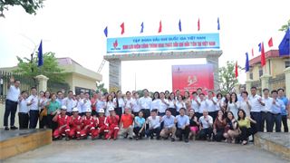 Đoàn cán bộ truyền thông, văn hóa doanh nghiệp và an sinh xã hội Petrovietnam thăm Khu lưu niệm Công trình Dầu khí đầu tiên