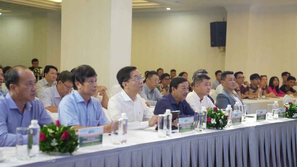 Họp báo công bố Giải Marathon - Cà Mau 2023 Cup Petrovietnam Họp báo công bố Giải Marathon - Cà Mau 2023 Cúp Petrovietnam