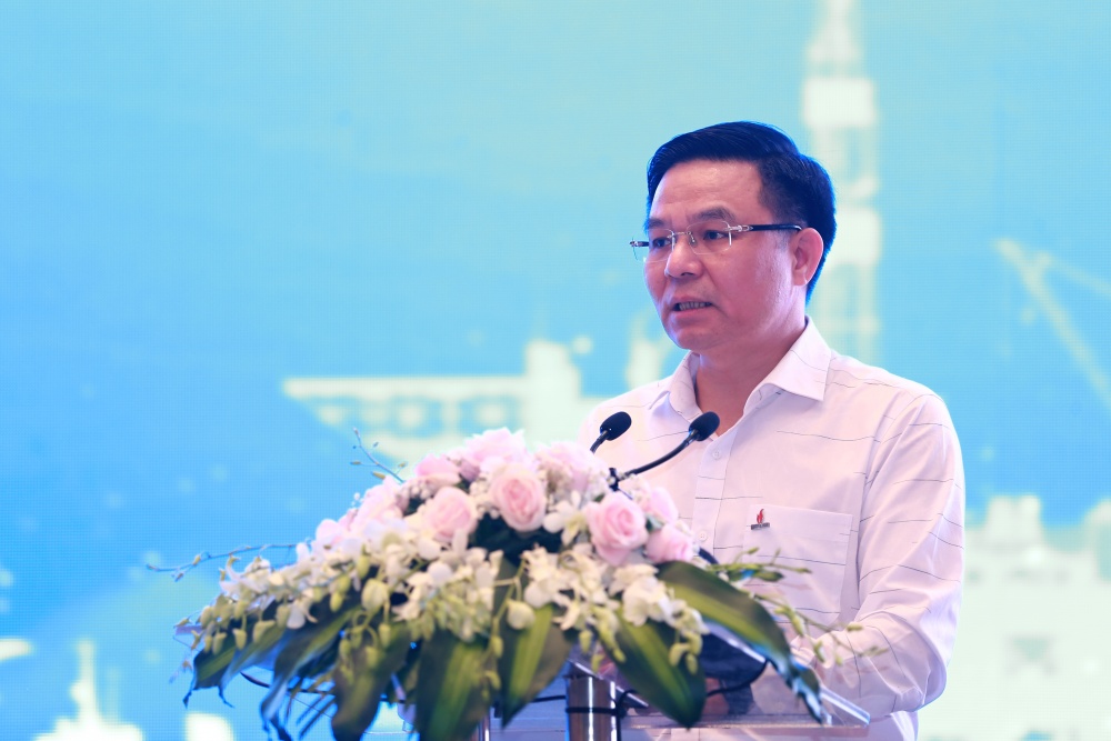 Hơn 300 đại biểu tham dự Hội nghị Cán bộ quản lý và Người đại diện của Petrovietnam năm 2023 Hơn 300 đại biểu tham dự Hội nghị Cán bộ quản lý và Người đại diện của Petrovietnam năm 2023