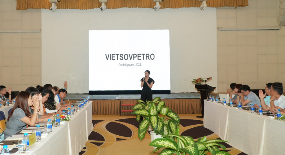 Nâng cao sức mạnh truyền thông nội bộ và văn hóa doanh nghiệp tại Vietsovpetro Nâng cao sức mạnh truyền thông nội bộ và văn hóa doanh nghiệp tại Vietsovpetro
