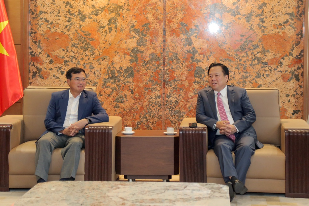 Chủ tịch Ủy ban QLVNN tại doanh nghiệp chúc mừng Petrovietnam nhân Ngày Doanh nhân Việt Nam Chủ tịch Ủy ban QLVNN tại doanh nghiệp chúc mừng Petrovietnam nhân Ngày Doanh nhân Việt Nam