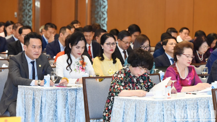  [Ảnh] Thường trực Chính phủ gặp mặt đại diện doanh nhân Việt Nam ảnh 3