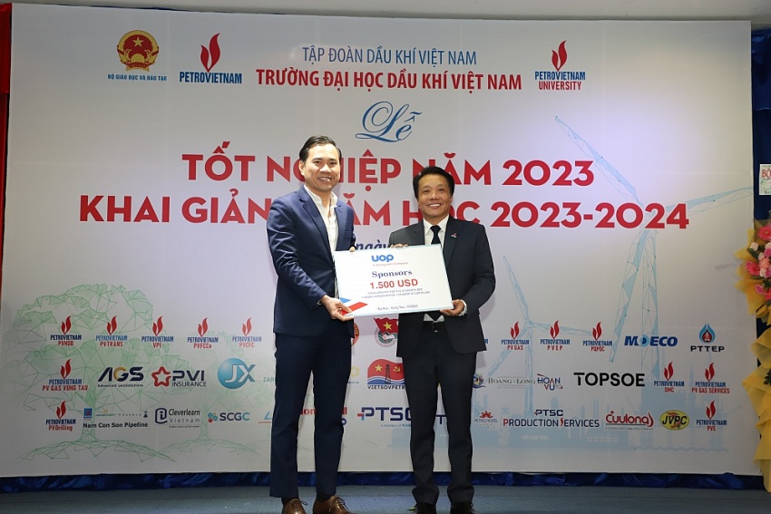 Trường Đại học Dầu khí Việt Nam tổ chức Lễ tốt nghiệp năm 2023 và khai giảng năm học mới 2023-2024 Trường Đại học Dầu khí Việt Nam tổ chức Lễ tốt nghiệp năm 2023 và khai giảng năm học mới 2023-2024