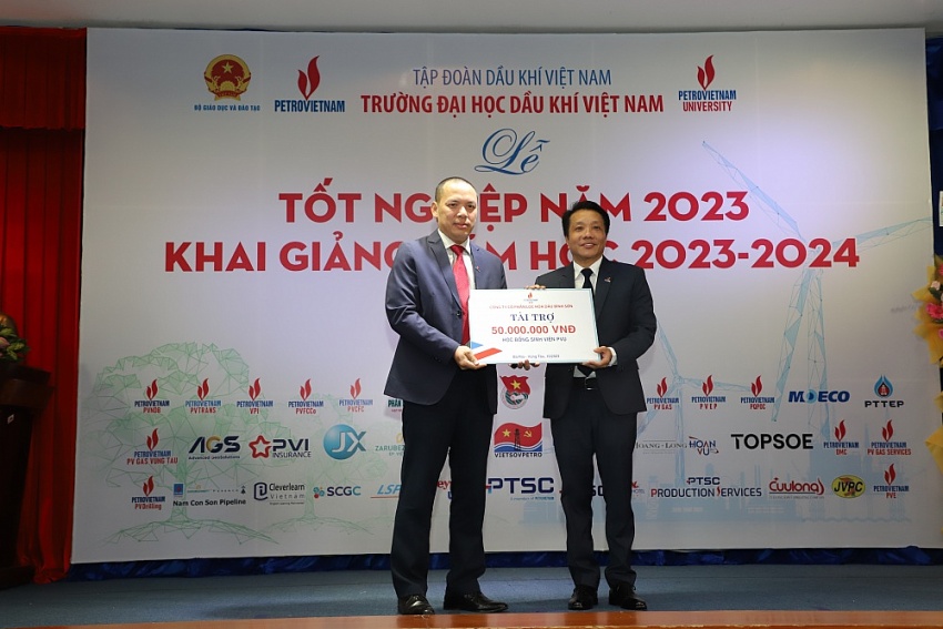 Trường Đại học Dầu khí Việt Nam tổ chức Lễ tốt nghiệp năm 2023 và khai giảng năm học mới 2023-2024 Trường Đại học Dầu khí Việt Nam tổ chức Lễ tốt nghiệp năm 2023 và khai giảng năm học mới 2023-2024