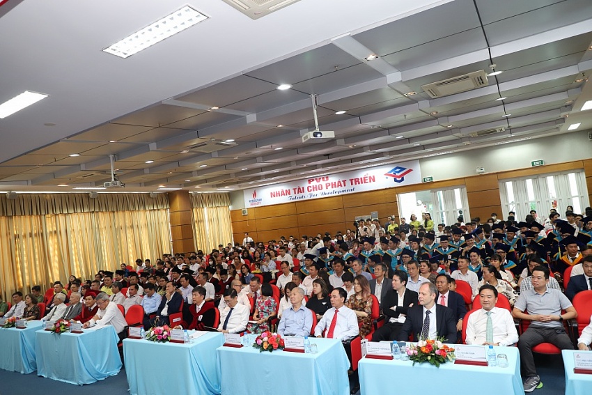 Trường Đại học Dầu khí Việt Nam tổ chức Lễ tốt nghiệp năm 2023 và khai giảng năm học mới 2023-2024 Trường Đại học Dầu khí Việt Nam tổ chức Lễ tốt nghiệp năm 2023 và khai giảng năm học mới 2023 2024