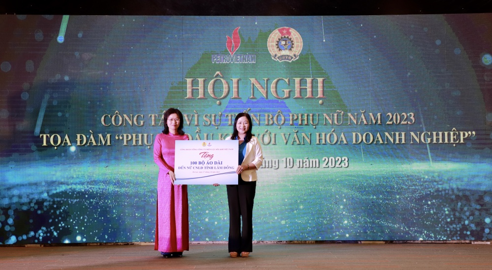 Petrovietnam và Công đoàn DKVN tổ chức hội nghị công tác vì sự tiến bộ phụ nữ 2023 Petrovietnam và Công đoàn DKVN tổ chức hội nghị công tác vì sự tiến bộ phụ nữ 2023