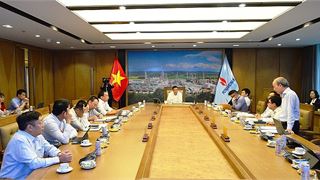 Petrovietnam reviews and promotes implementation of scientific research programs