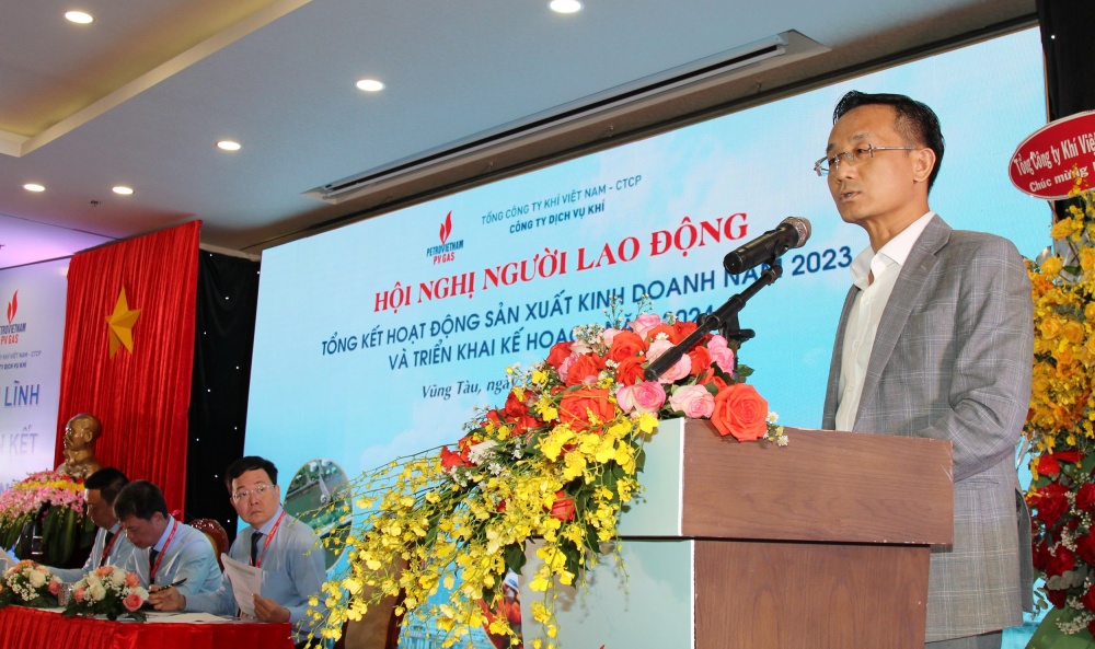 Phó Tổng Giám đốc Trần Nhật Huy chỉ đạo tại Hội nghị. Phó Tổng Giám đốc Trần Nhật Huy chỉ đạo tại Hội nghị.