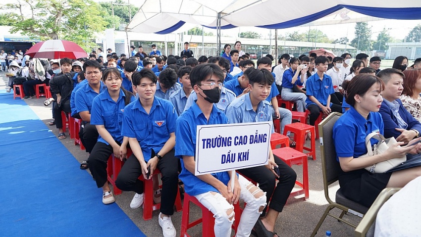 Sôi nổi Ngày hội Văn hóa Học sinh – Sinh viên năm 2023 và Triển lãm ảnh “Petrovietnam trong tôi” Sôi nổi Ngày hội Văn hóa Học sinh – Sinh viên năm 2023 và triển lãm ảnh “Petrovietnam trong tôi”