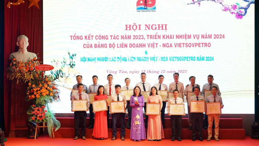 Vietsovpetro đạt thành tích nổi bật năm 2023 Vietsovpetro đạt thành tích nổi bật năm 2023