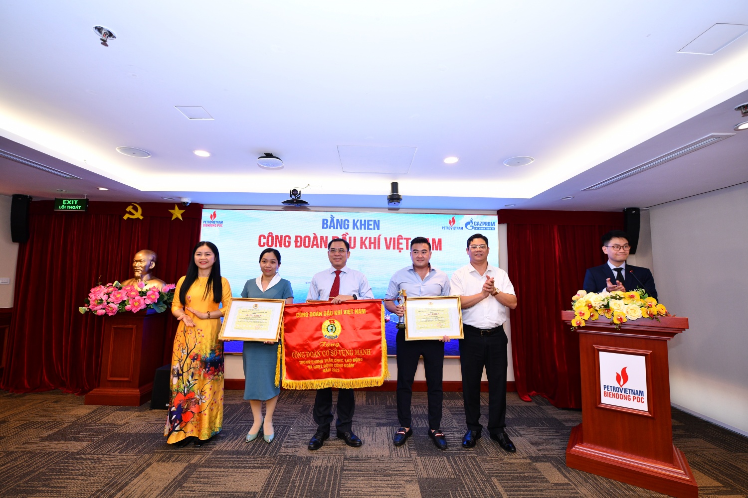 BIENDONG POC về đích sớm với nhiều chỉ tiêu sản xuất kinh doanh ấn tượng BIENDONG POC về đích sớm với nhiều chỉ tiêu sản xuất kinh doanh ấn tượng