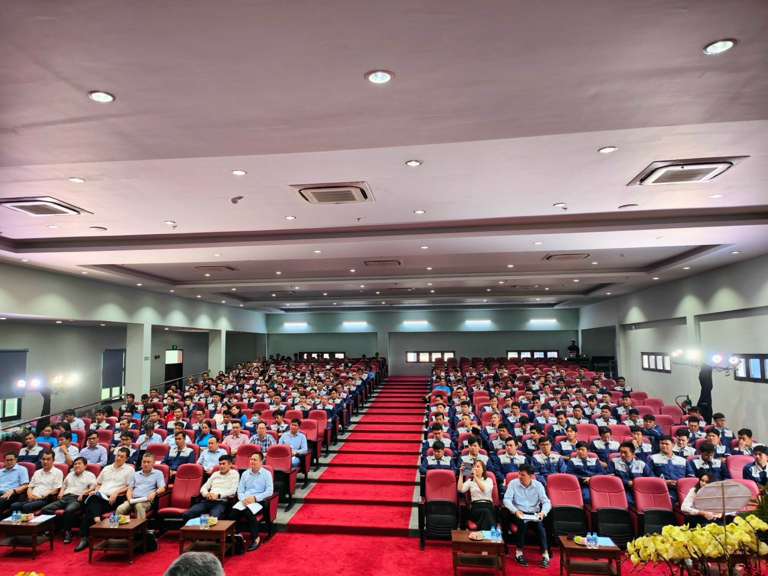 undefined Nhà máy Nhiệt điện Sông Hậu 1 - Phấn đấu trở thành điểm sáng trong lĩnh vực phát điện