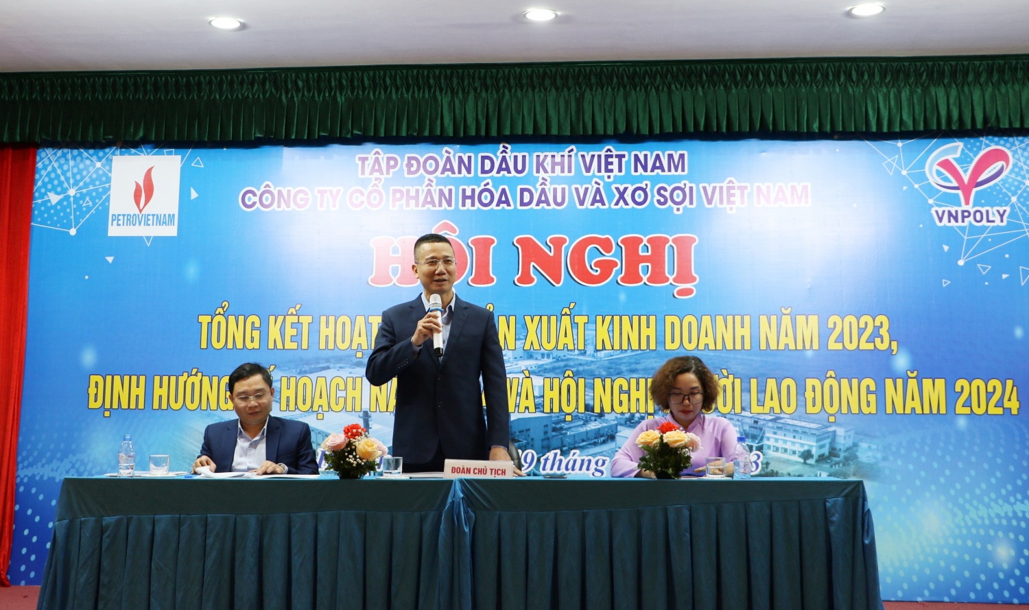 VNPOLY tổ chức thành công Hội nghị tổng kết SXKD năm 2023, định hướng kế hoạch năm 2024 và Hội nghị Người lao động năm 2024 VNPOLY duy trì liên tục hoạt động SXKD với chất lượng sản phẩm cao