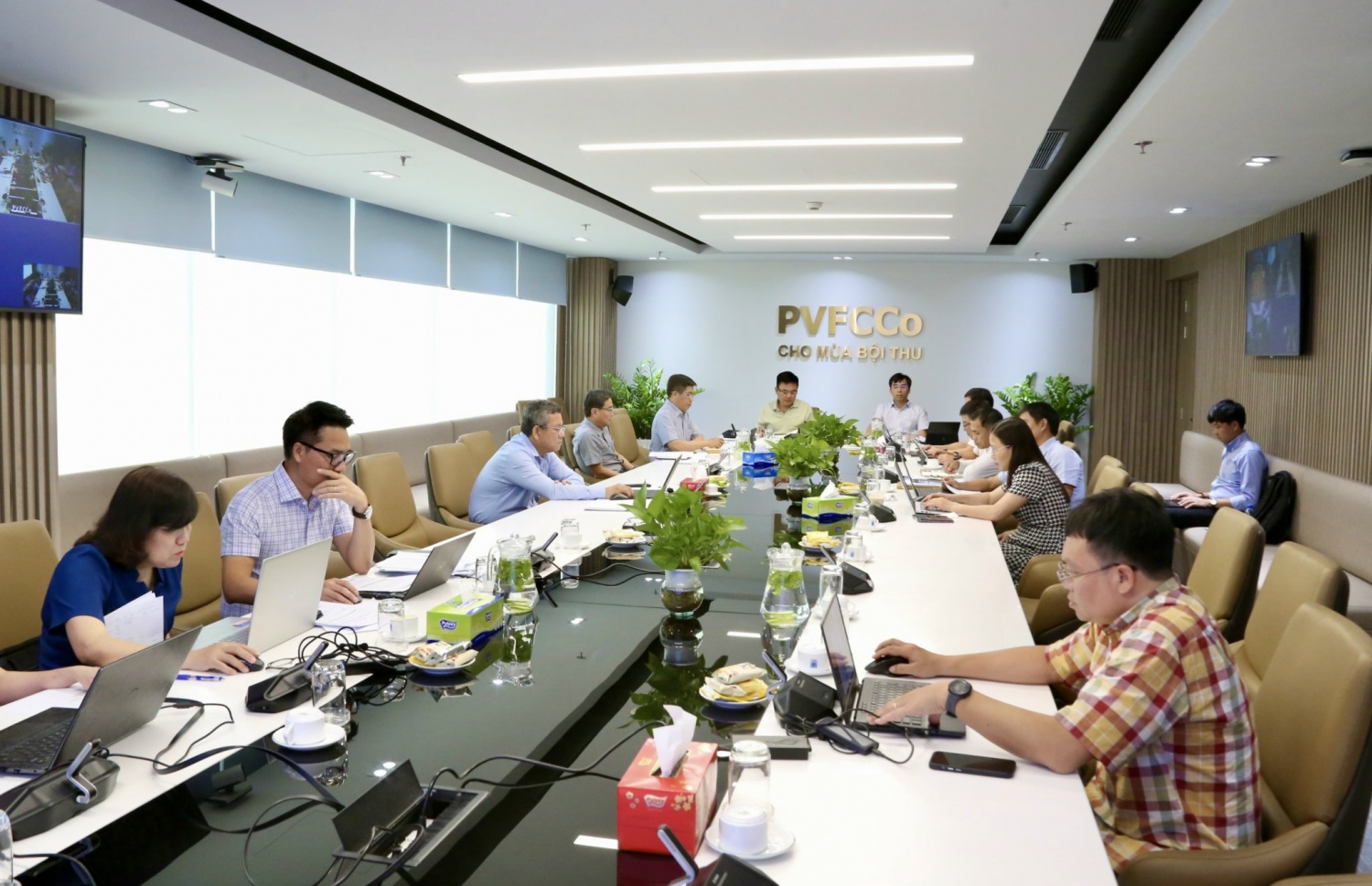 PVFCCo tập trung công tác quản trị để ổn định và phát triển PVFCCo tập trung công tác quản trị để ổn định và phát triển