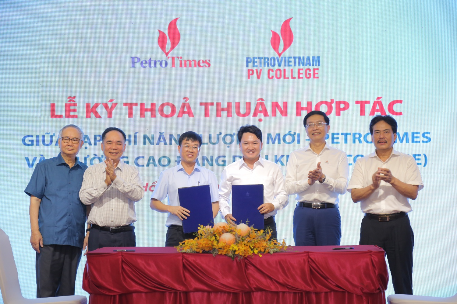 Tạp chí Năng lượng Mới - PetroTimes gặp gỡ, tri ân năm 2024 Tạp chí Năng lượng Mới PetroTimes gặp gỡ, tri ân năm 2024