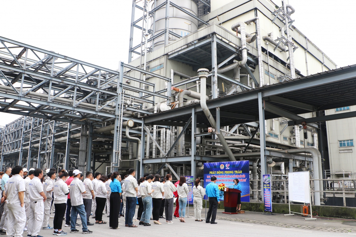 VNPOLY: Đẩy mạnh xây dựng văn hóa doanh nghiệp để phục hồi và phát triển hoạt động sản xuất kinh doanh VNPOLY: Đẩy mạnh xây dựng văn hóa doanh nghiệp để phục hồi và phát triển hoạt động sản xuất kinh doanh