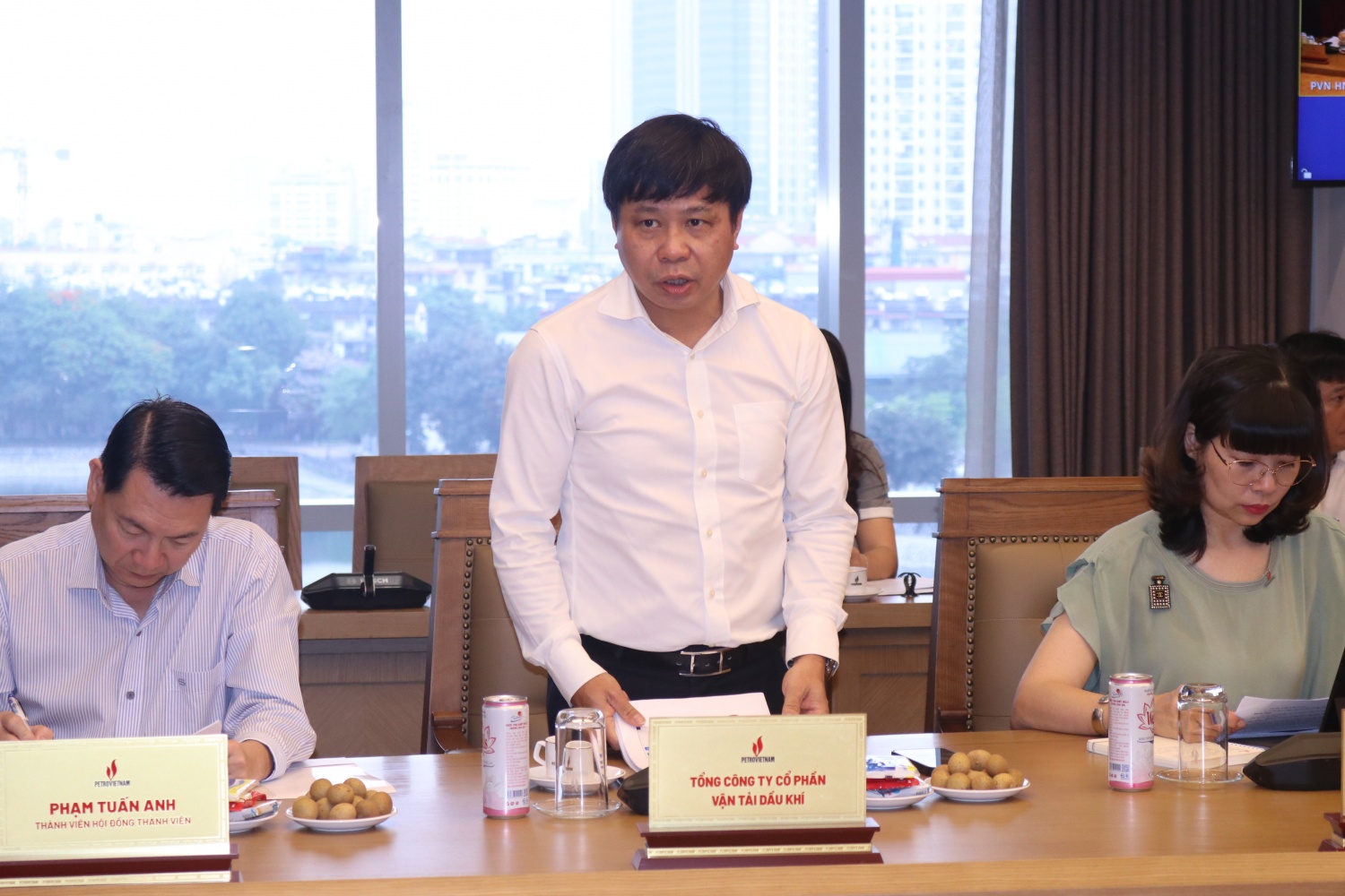 Chủ tịch HĐTV Petrovietnam Lê Mạnh Hùng làm việc với PVTrans về chiến lược, kế hoạch dài hạn Chủ tịch HĐTV Petrovietnam Lê Mạnh Hùng làm việc với PVTrans về chiến lược, kế hoạch dài hạn