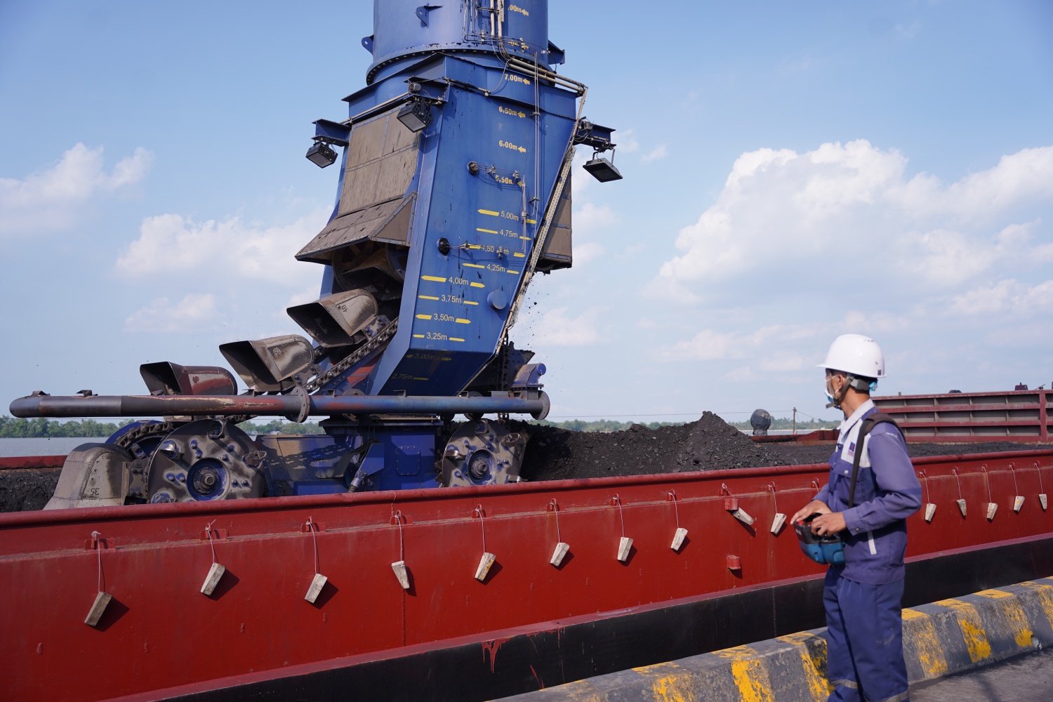 Nhà máy điện Sông Hậu 1 - Phấn đấu bảo đảm cung ứng điện mùa cao điểm Nhà máy điện Sông Hậu 1 - Phấn đấu bảo đảm cung ứng điện mùa cao điểm
