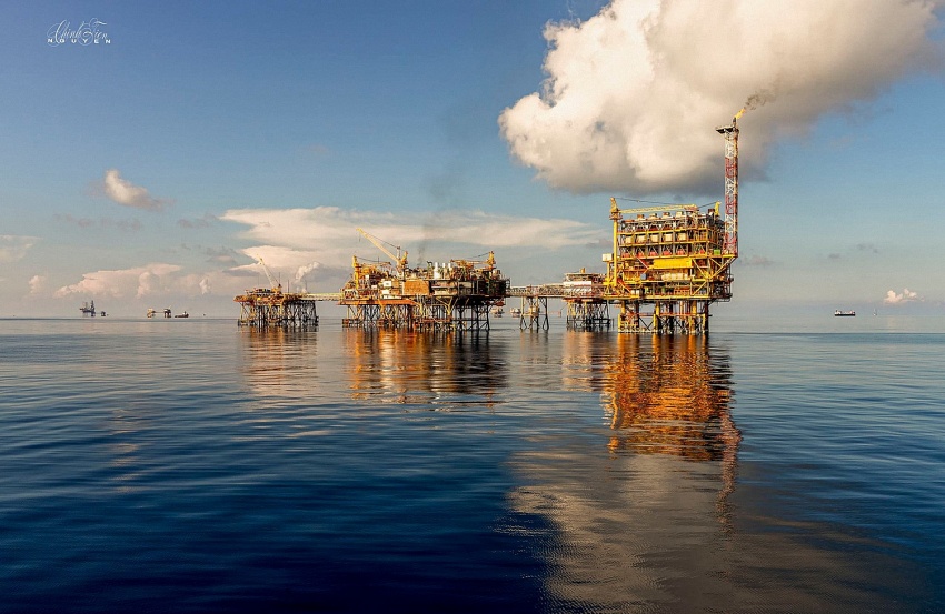Công tác EOR tại Vietsovpetro: Tận thu nguồn tài nguyên dầu khí khổng lồ trong lòng đất Công tác EOR tại Vietsovpetro: Tận thu nguồn tài nguyên dầu khí khổng lồ trong lòng đất