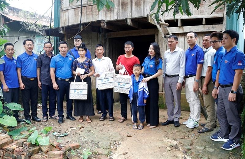 Đoàn Thanh niên PV Power tham gia “Hành trình tình nguyện Hào khí Điện Biên”