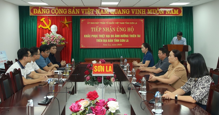 Toàn cảnh buổi làm việc tại tỉnh Sơn La Toàn cảnh buổi làm việc tại tỉnh Sơn La