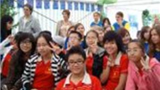 Thiếu nhi Dầu khí tham dự Trại hè quốc tế châu Âu