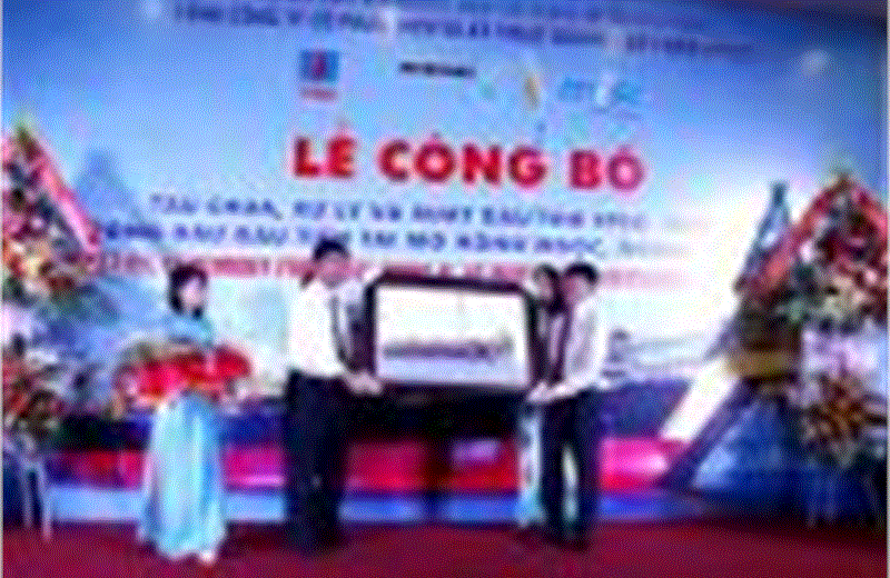 Tàu FPSO Ruby II nhận dòng dầu đầu tiên tại mỏ Hồng Ngọc