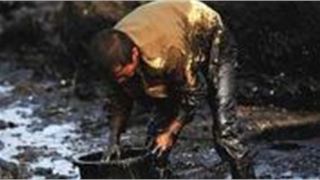 Dầu tràn ở Trung Quốc nhiều hơn so với công bố