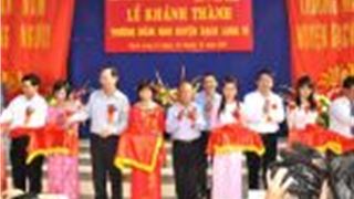 Trao tặng Trường mầm non cho huyện đảo Bạch Long Vĩ 
