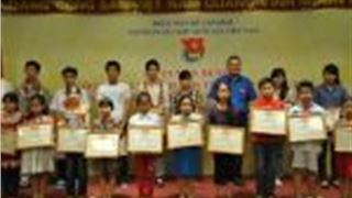 Tuyên dương học sinh giỏi ngành Dầu khí 