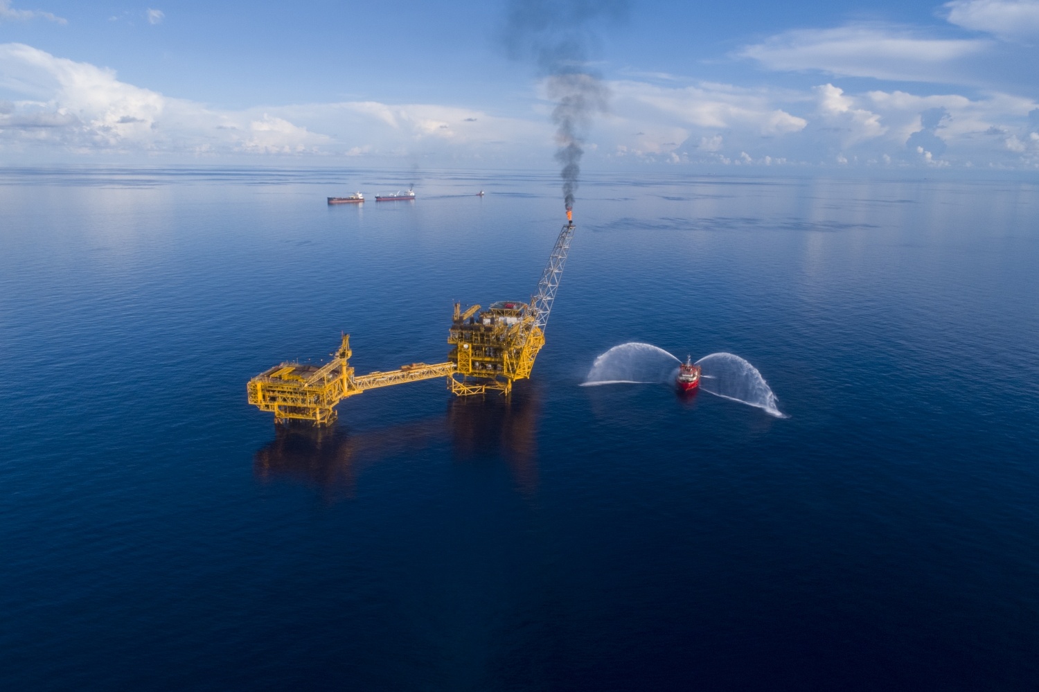 Petrovietnam accelerates E&P activities as a foundation for sustainable “double-digit growth”