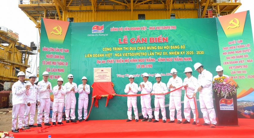 Đảng bộ Vietsovpetro nhiệm kỳ 2020-2025: Khơi dậy sức mạnh, kiến tạo tương lai”