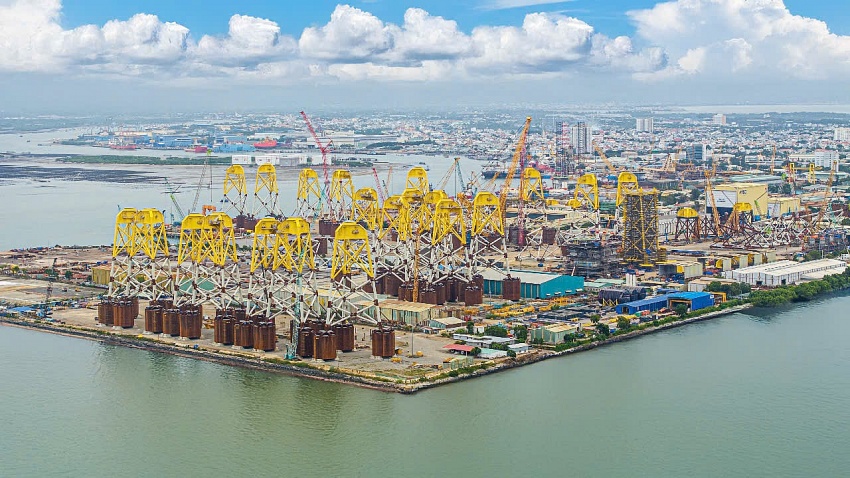 Từ vô vàn thách thức đến dấu ấn triệu đô trên bản đồ năng lượng xanh toàn cầu”