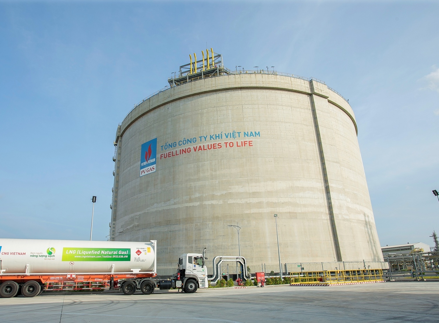 Nhiều đơn vị thành viên Petrovietnam vào Top 50 Công ty đại chúng uy tín, hiệu quả năm 2025”