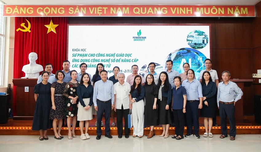 PVU tổ chức thành công khóa đào tạo nâng cao kỹ năng ứng dụng công nghệ số trong giảng dạy”