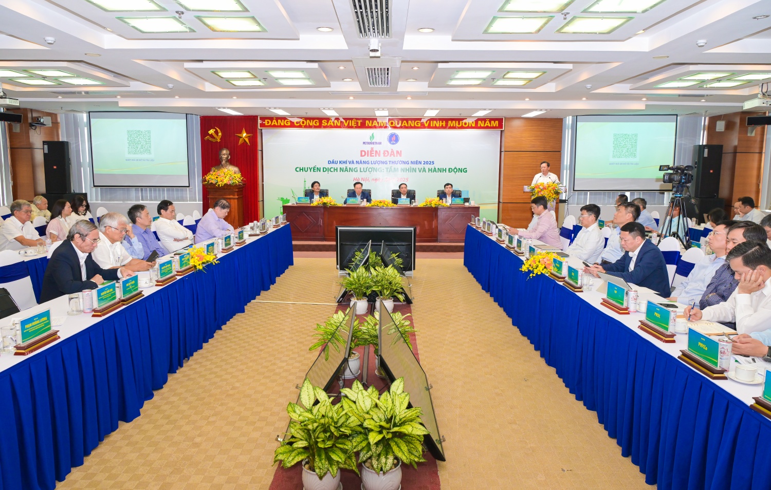 Diễn đàn Dầu khí và Năng lượng 2025: Thúc đẩy hình thành hệ sinh thái năng lượng an toàn, hội nhập”