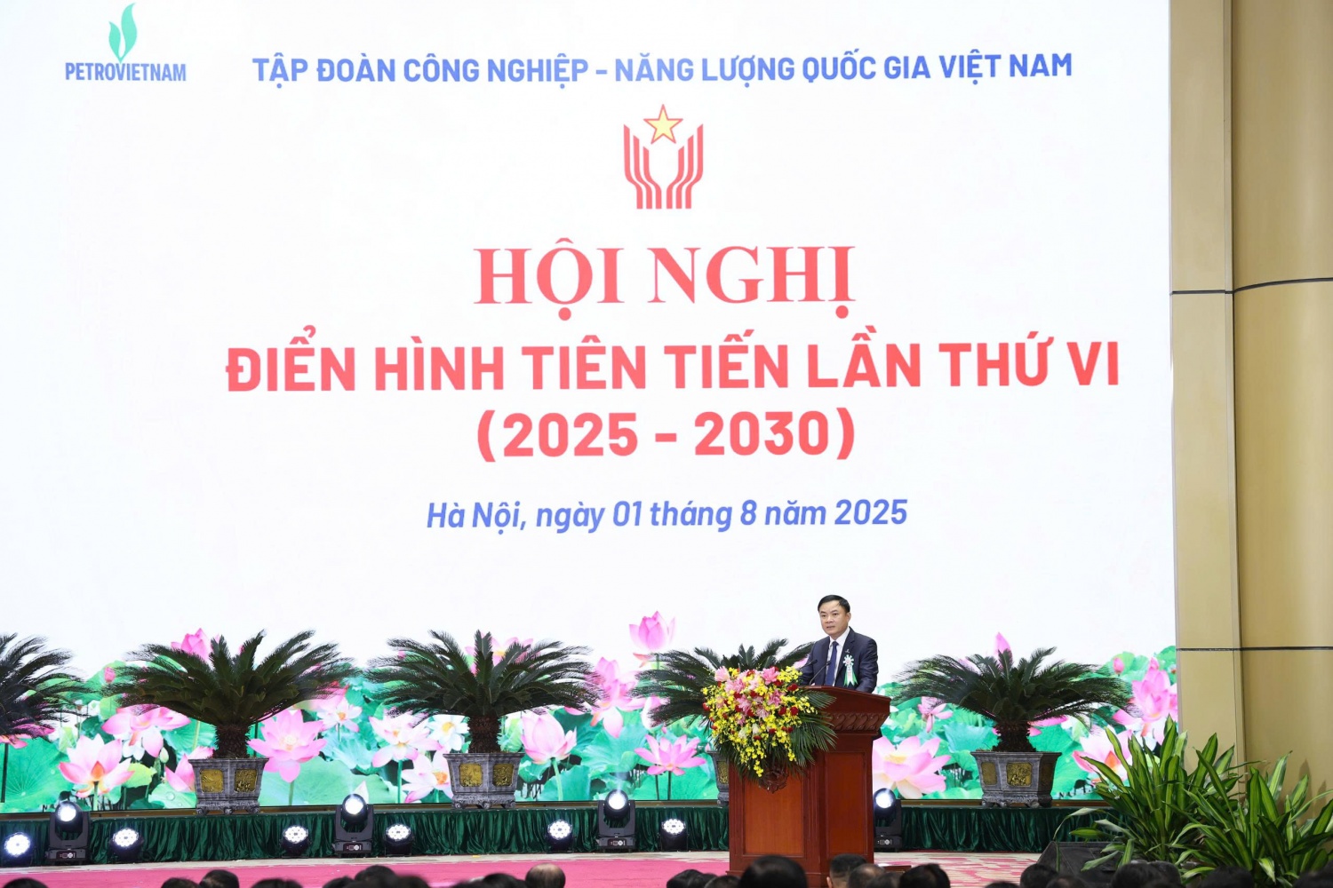 Thi đua là động lực phát triển bền vững của Petrovietnam”