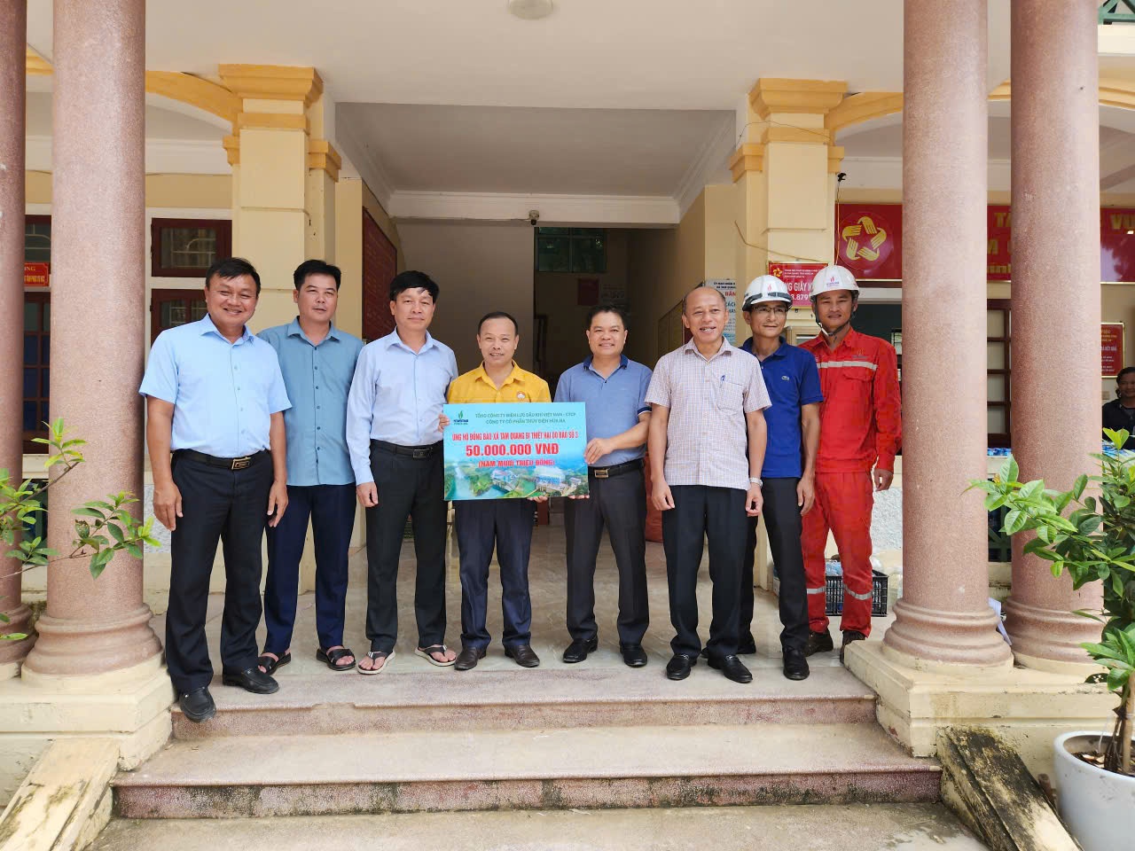 Công ty CP Thủy điện Hủa Na và tình người nơi 