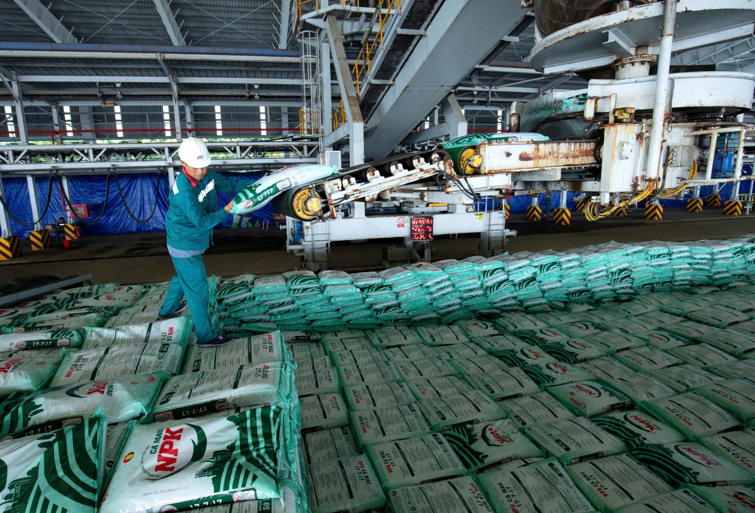PVCFC: Kết quả bứt phá - sức khỏe tài chính mạnh mẽ”