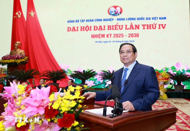 Thủ tướng Phạm Minh Chính: Petrovietnam phấn đấu lọt Top 5 doanh nghiệp khu vực