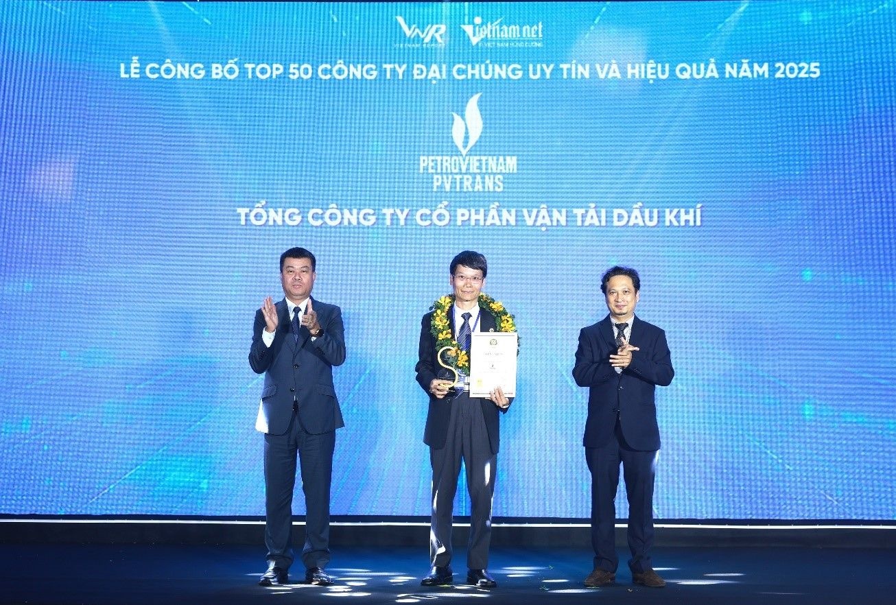 PVTrans lọt Top 50 Công ty Đại chúng uy tín và hiệu quả năm 2025”