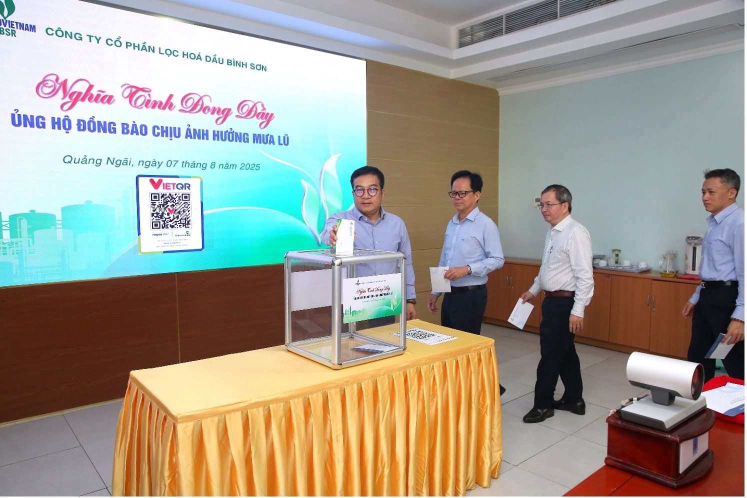 BSR ủng hộ đồng bào bị ảnh hưởng mưa bão ở Bắc Bộ và Bắc Trung Bộ”