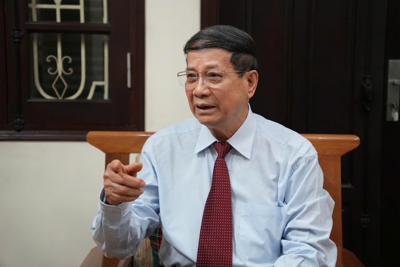 PGS.TS Ngô Trí Long: Nghị quyết 70-NQ/TW - Bước ngoặt chính sách cho an ninh năng lượng”